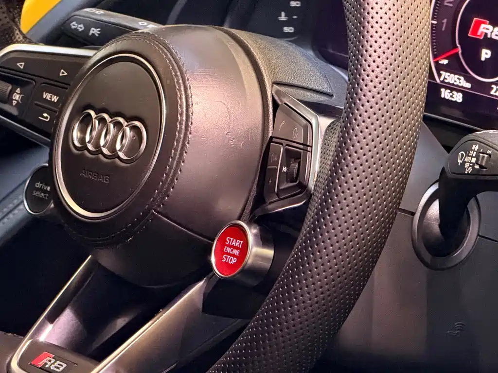 Audi R8 — миниатюра 14
