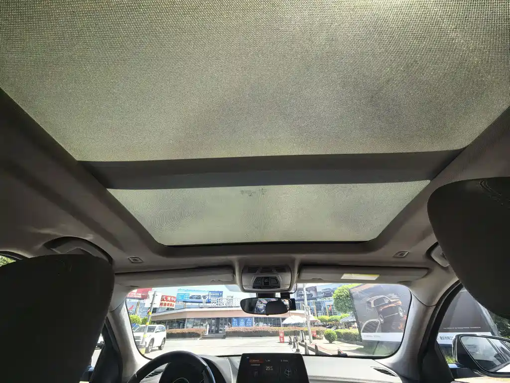 BMW X2 — миниатюра 14