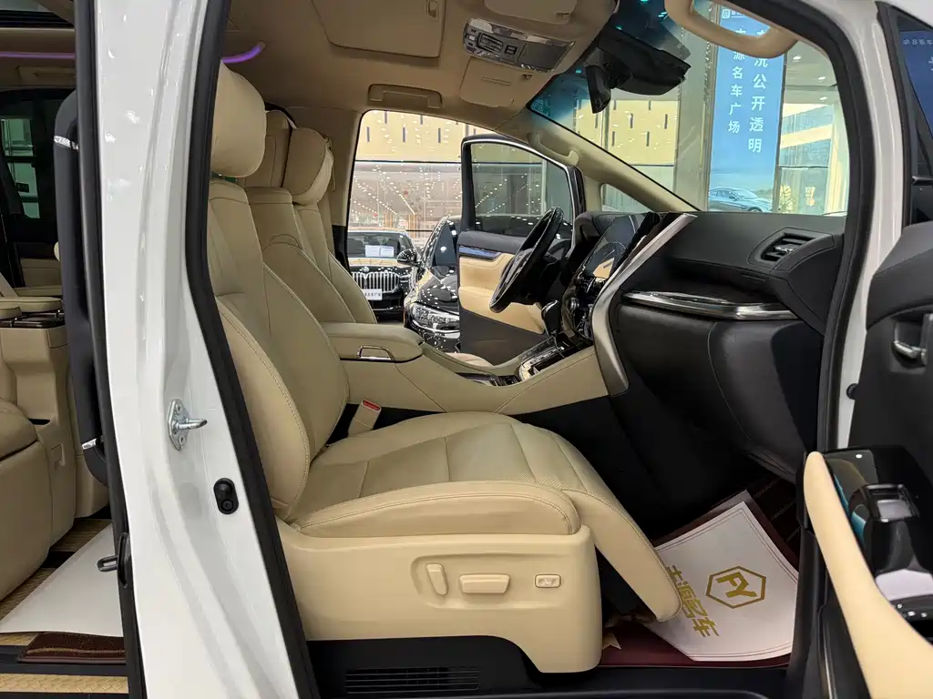Toyota Alphard Hybrid 2.5L Premium Edition, фото 7