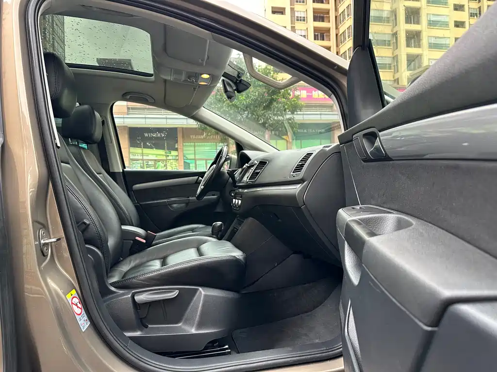 Volkswagen Sharan — миниатюра 10
