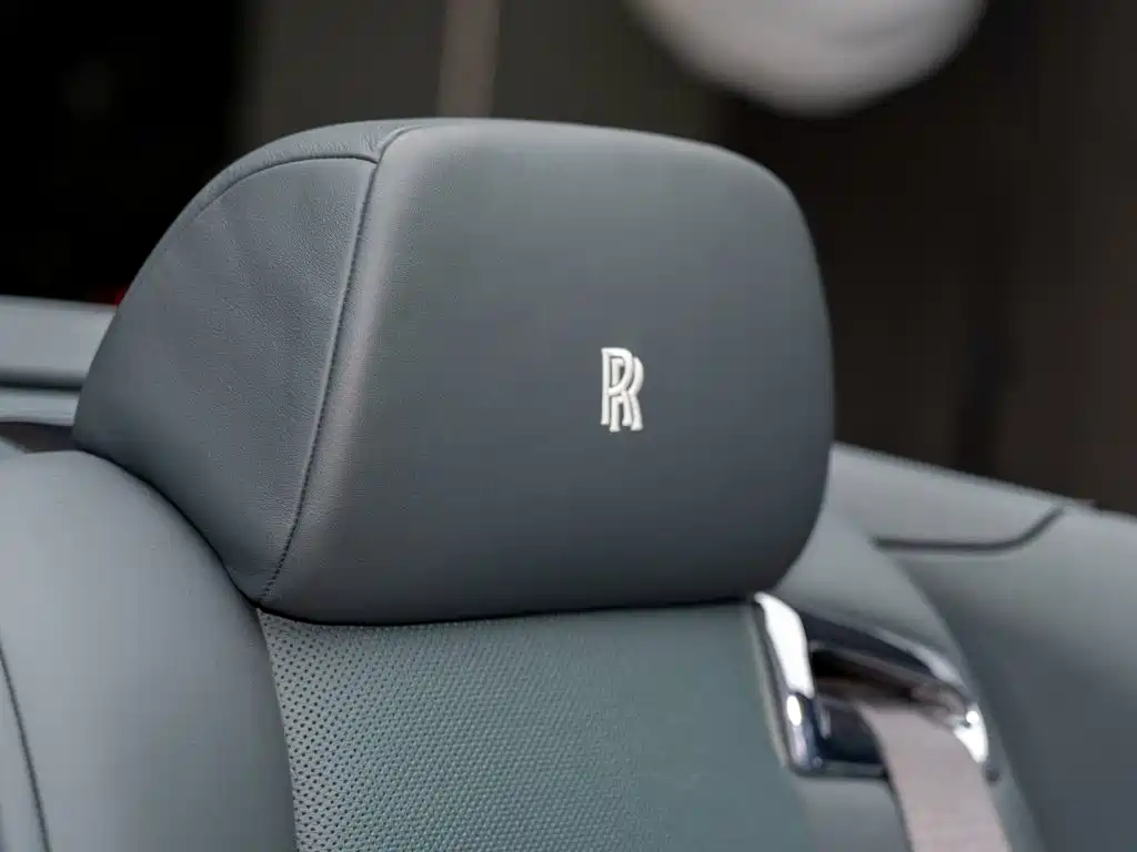 Rolls-Royce Dawn — миниатюра 19