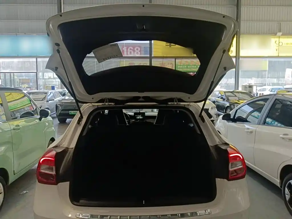 Mercedes-Benz GLA — миниатюра 19