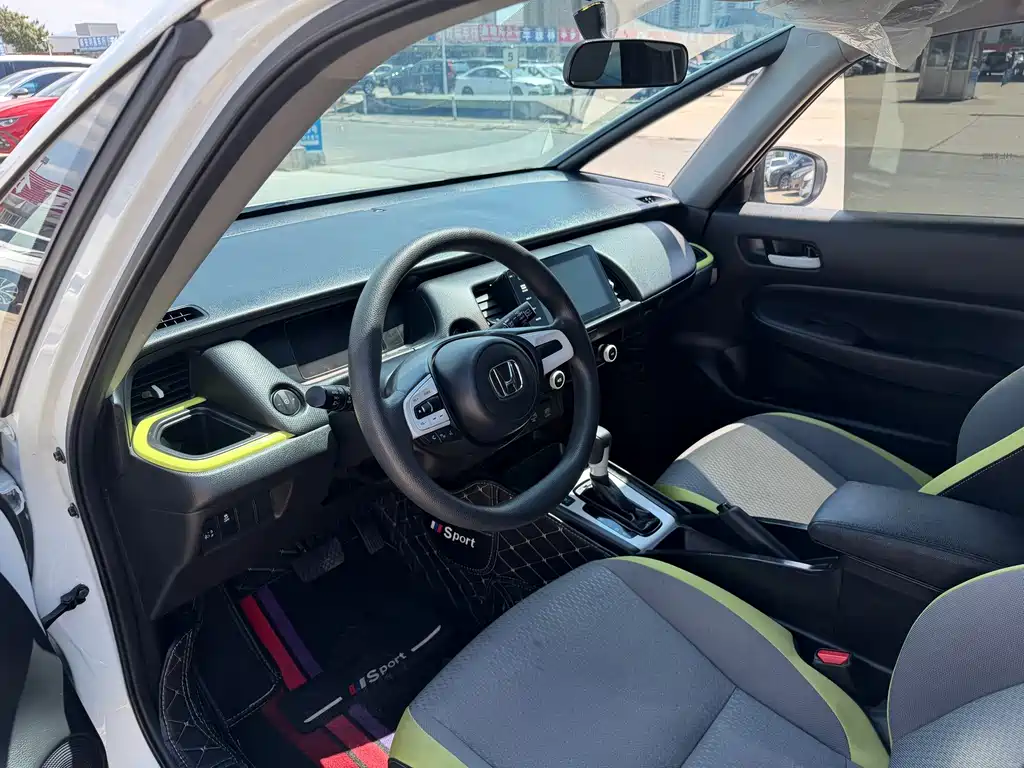 Honda Fit — миниатюра 7