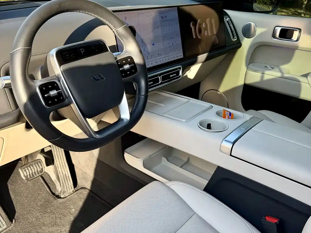 Li Auto Li L9 — миниатюра 6