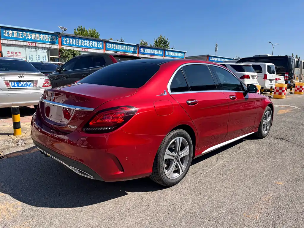 Mercedes-Benz C-Class — миниатюра 4