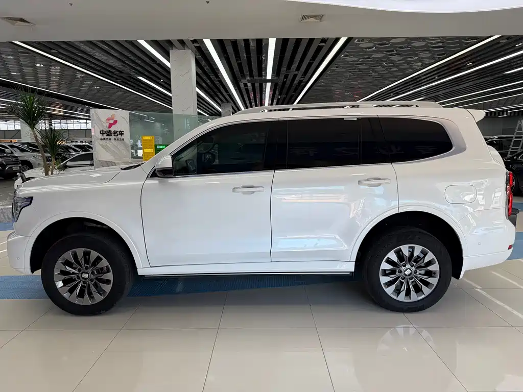 Tank 500 2023 3.0T Sport 5 мест
