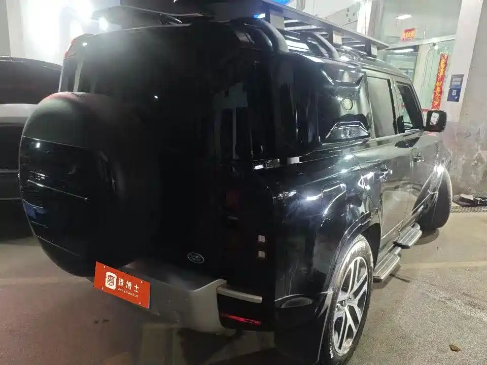 Land Rover Defender — миниатюра 4