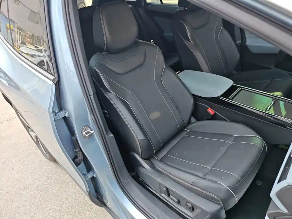 Volkswagen ID.4 X — миниатюра 25
