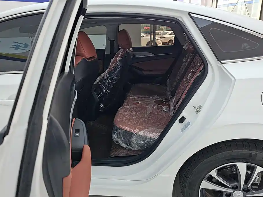 Changan Eado — миниатюра 11
