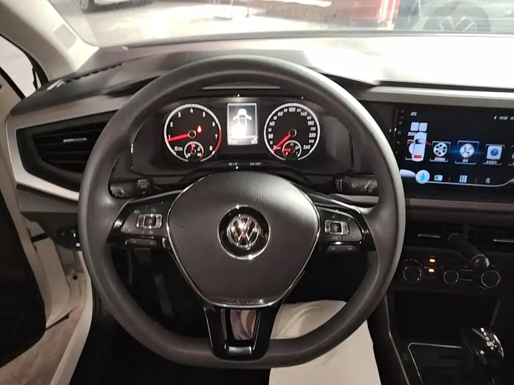 Volkswagen Polo — миниатюра 11