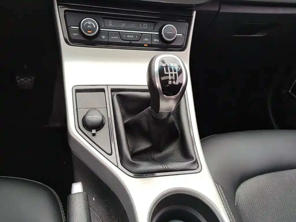 Geely Emgrand GL — миниатюра 14