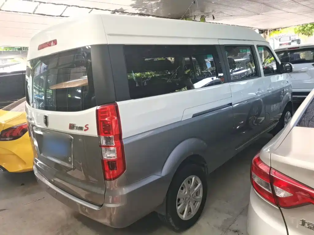 Jinbei Hiace S — миниатюра 7
