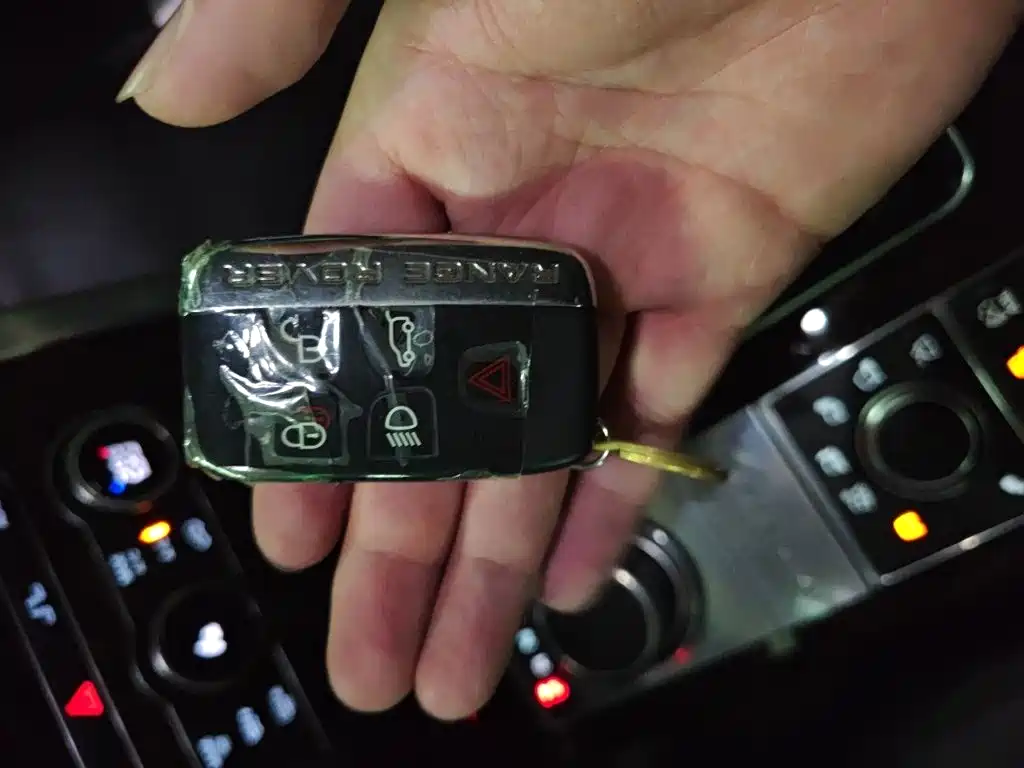 Land Rover Range Rover — миниатюра 12