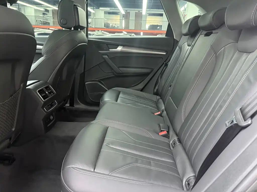 Audi Q5L — миниатюра 15