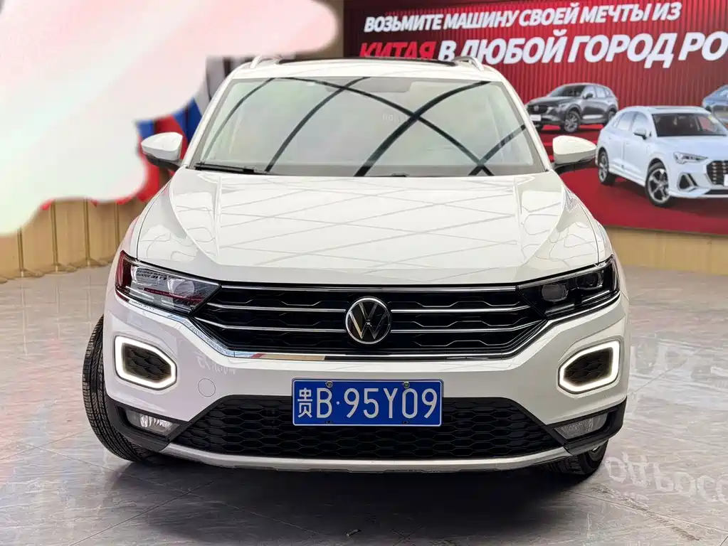 Volkswagen T-Roc — миниатюра 2