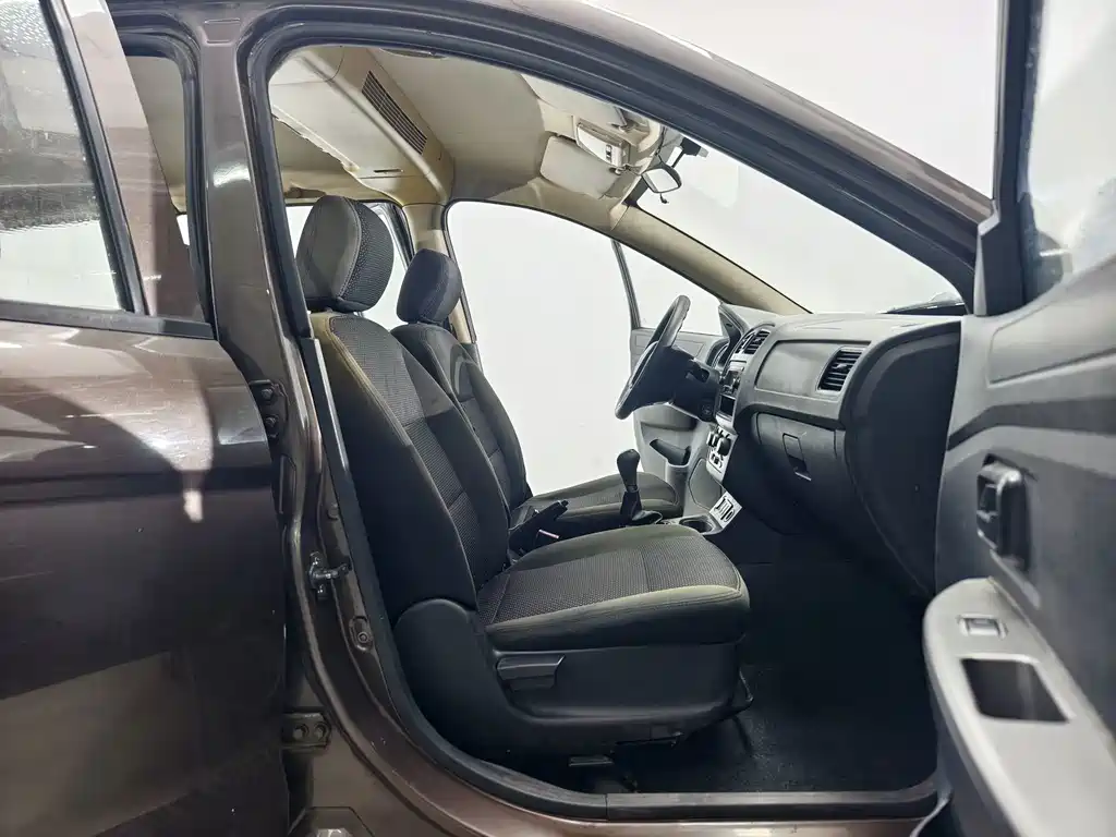 Fengguang Fengguang 330 — миниатюра 15