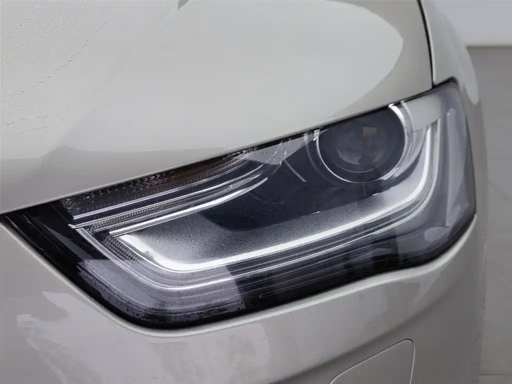 Audi A4L 2016 35 TFSI AT