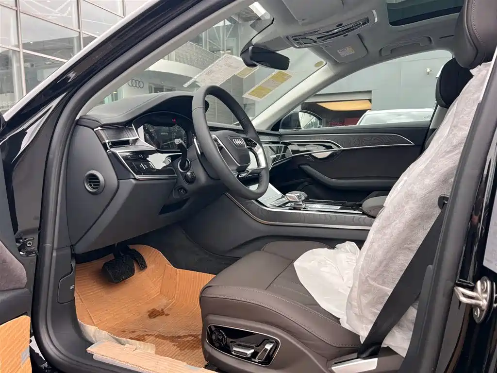 Audi A8 id 4515495 из Китая 10
