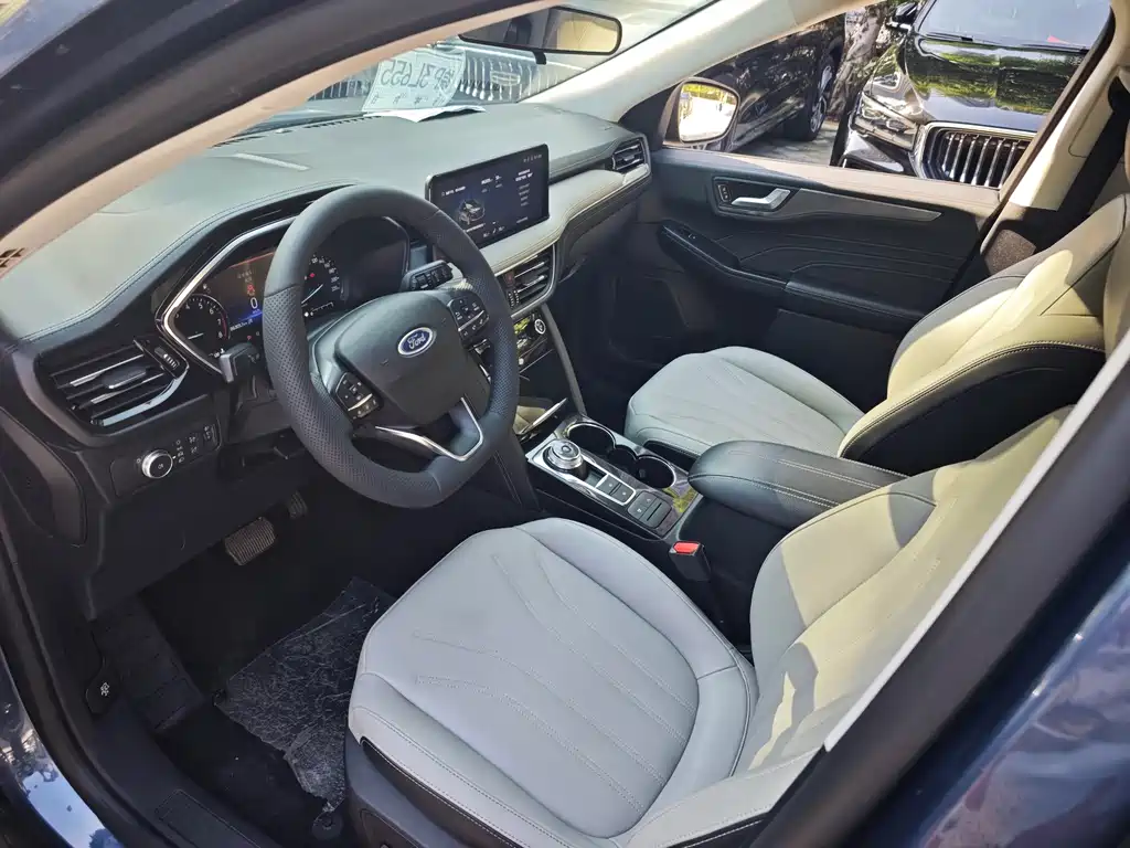 Ford Escape — миниатюра 6