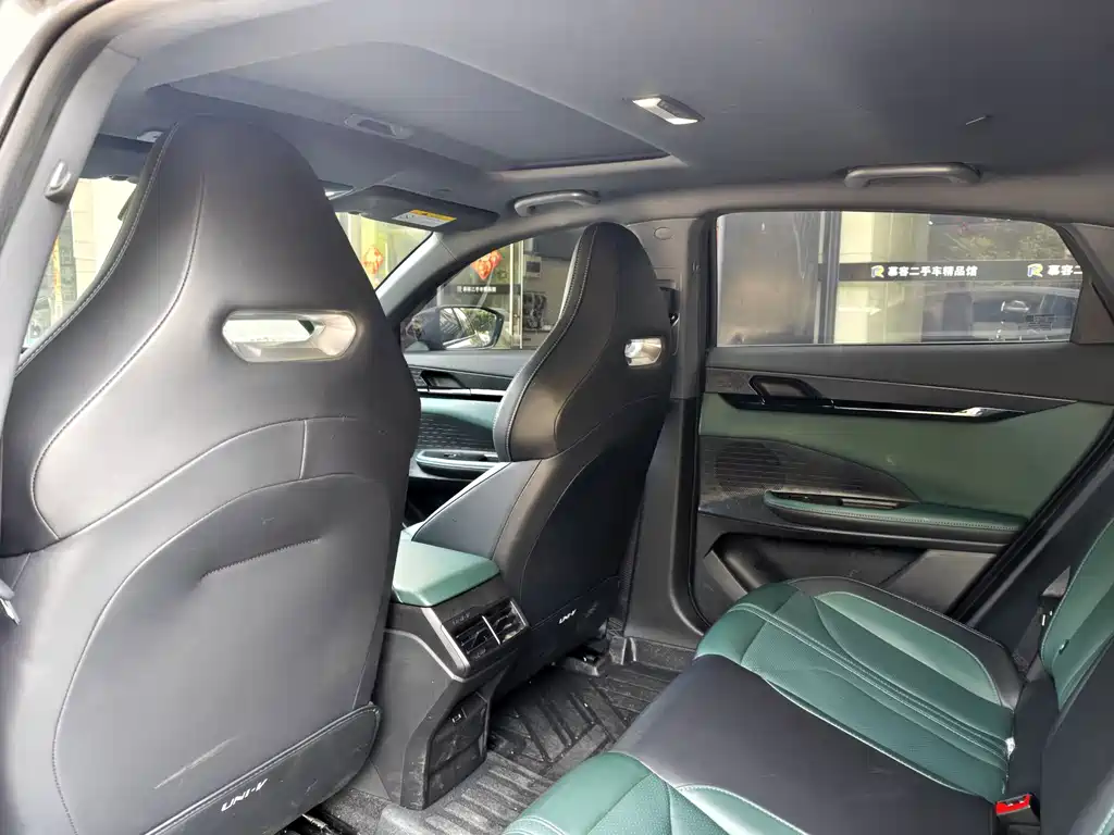 Changan UNI-V iDD — миниатюра 7