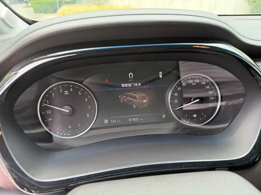 Buick GL8 — миниатюра 8