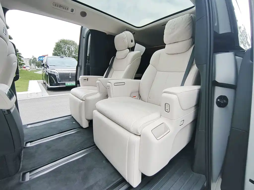 Li Auto Li MEGA — миниатюра 8