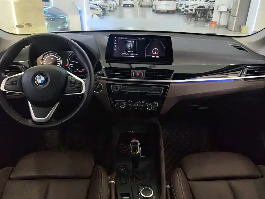 BMW X1 — миниатюра 12