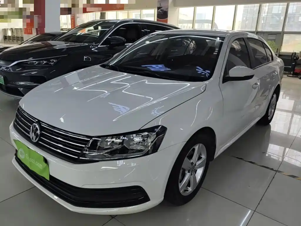 Volkswagen Lavida — миниатюра 2