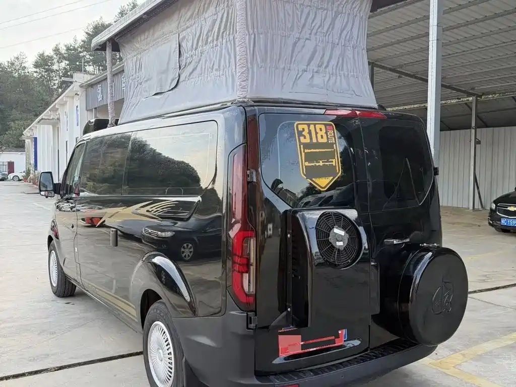 Ford Transit — миниатюра 3