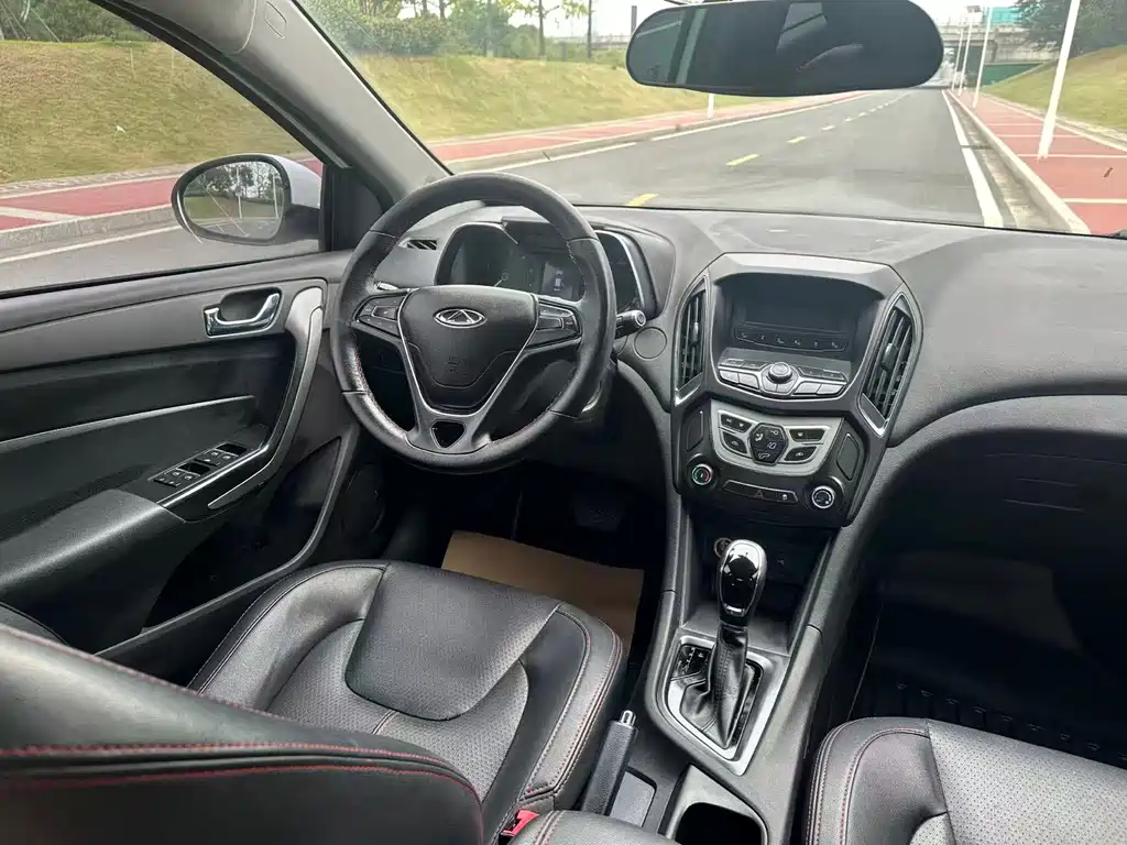 Chery Arrizo 5 — миниатюра 10