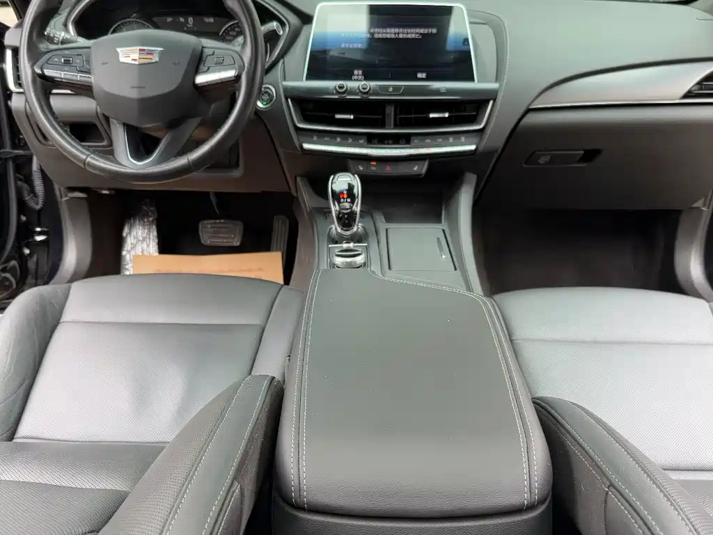 Cadillac CT5 — миниатюра 28