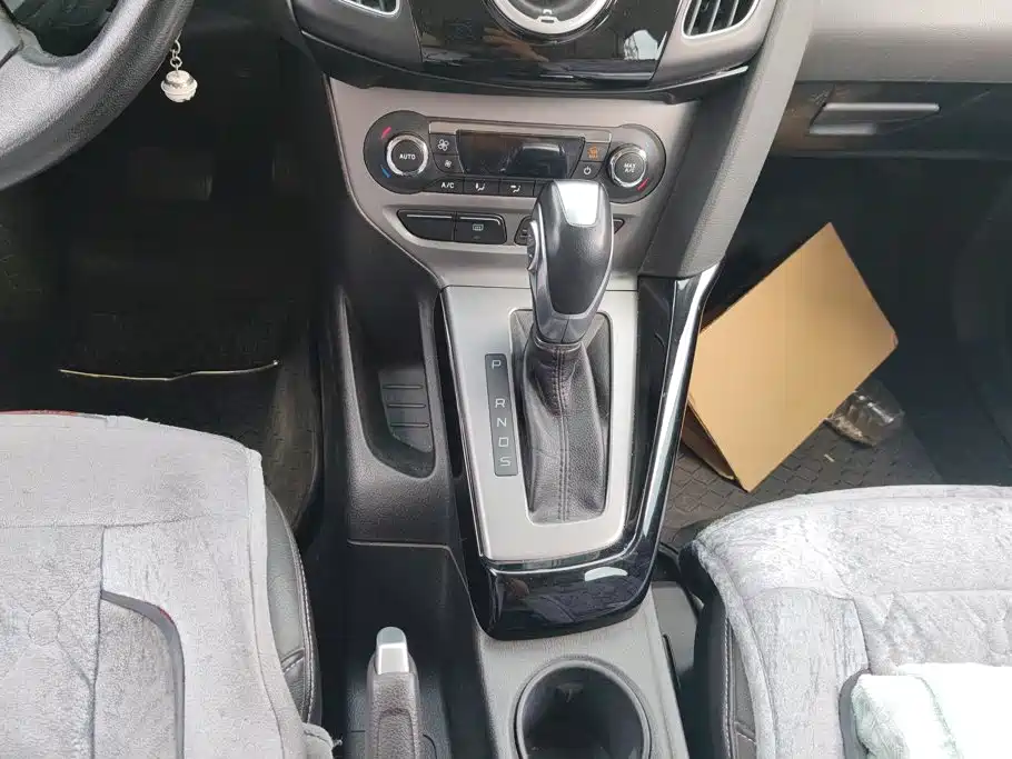 Ford Focus — миниатюра 16