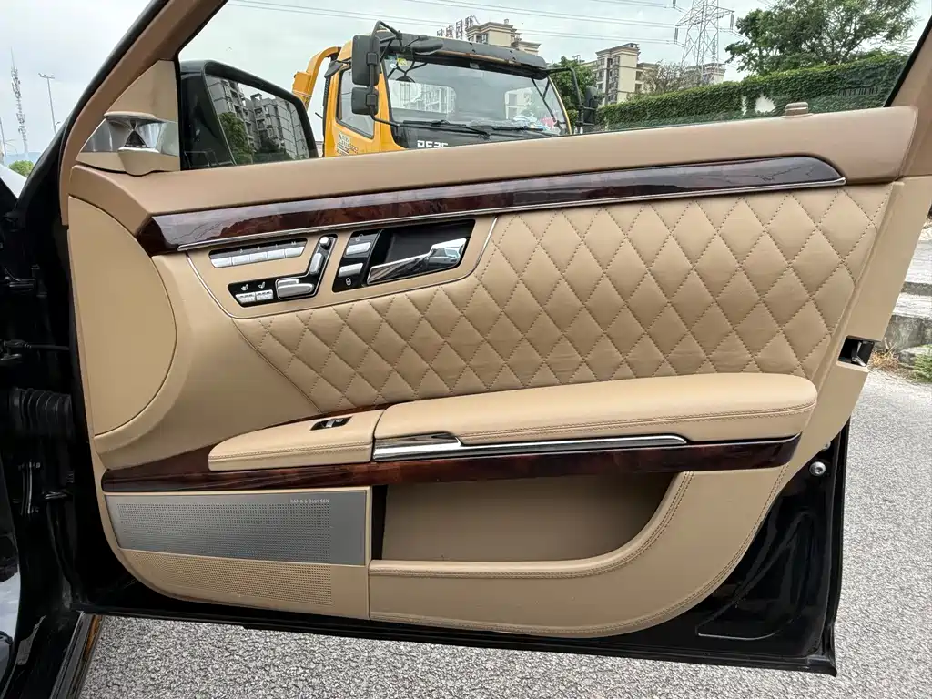 Mercedes-Benz S-Class A MG S AMG 2010 AMG S 65
