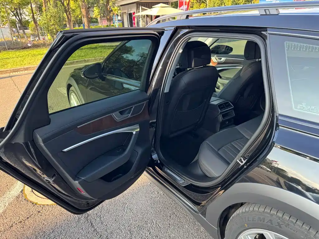 Audi A6 (Import) — миниатюра 29