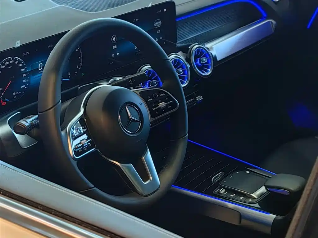 Mercedes-Benz GLB 2023 GLB 220