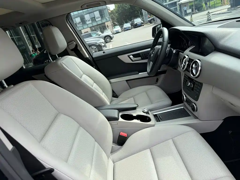 Mercedes-Benz GLK-Class — миниатюра 6