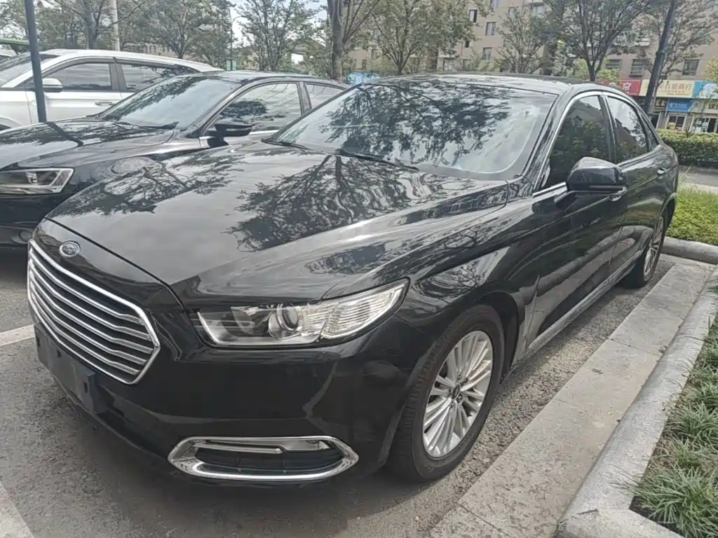 Ford Taurus