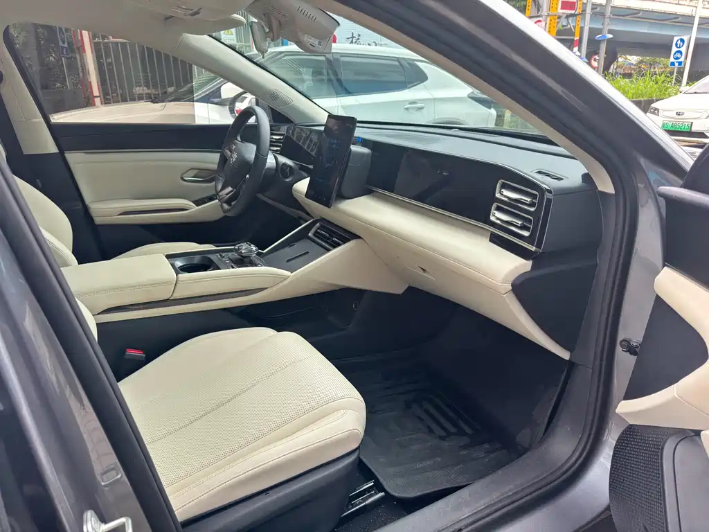 BYD Qin L — миниатюра 7