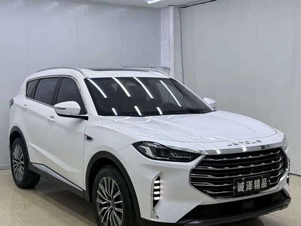 JETOUR X70 PLUS 2023 1.5T DCT PRO 5 мест