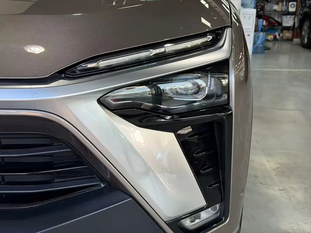 NIO ES8 — миниатюра 3