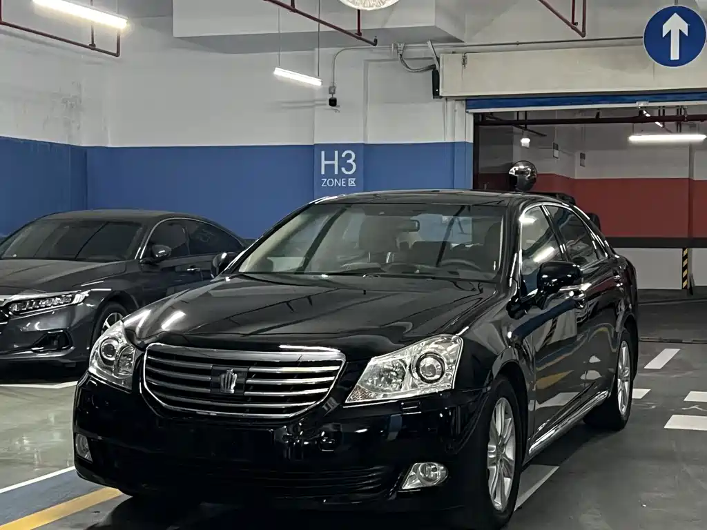 Toyota Crown 2010