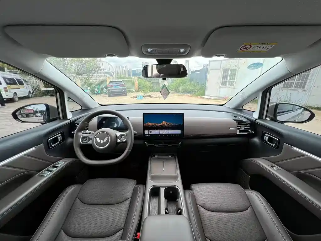 Wuling Звездный свет 730 Новая энергия — миниатюра 4