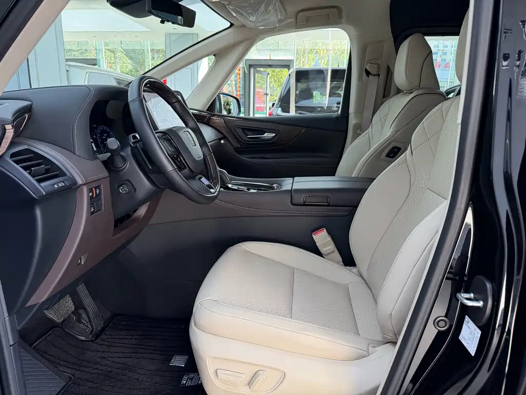 Toyota Vellfire — миниатюра 4