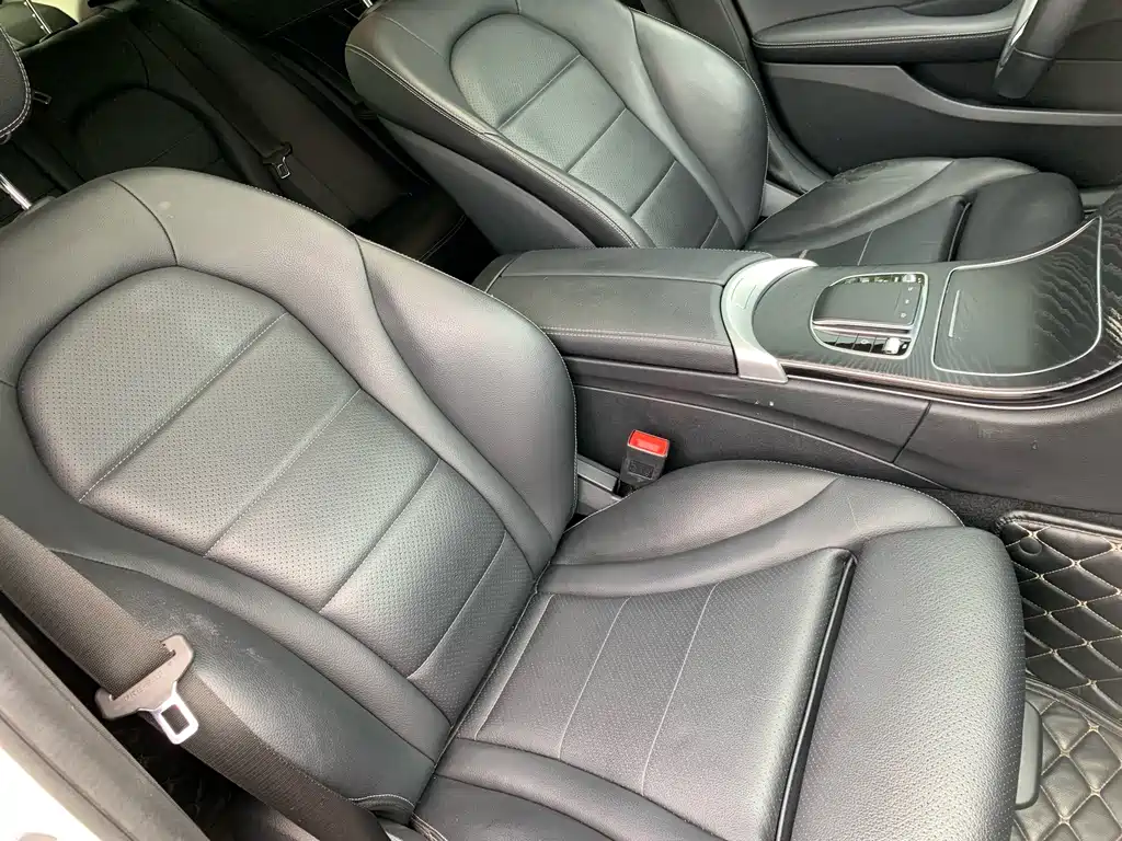 Mercedes-Benz C-Class - фото 26