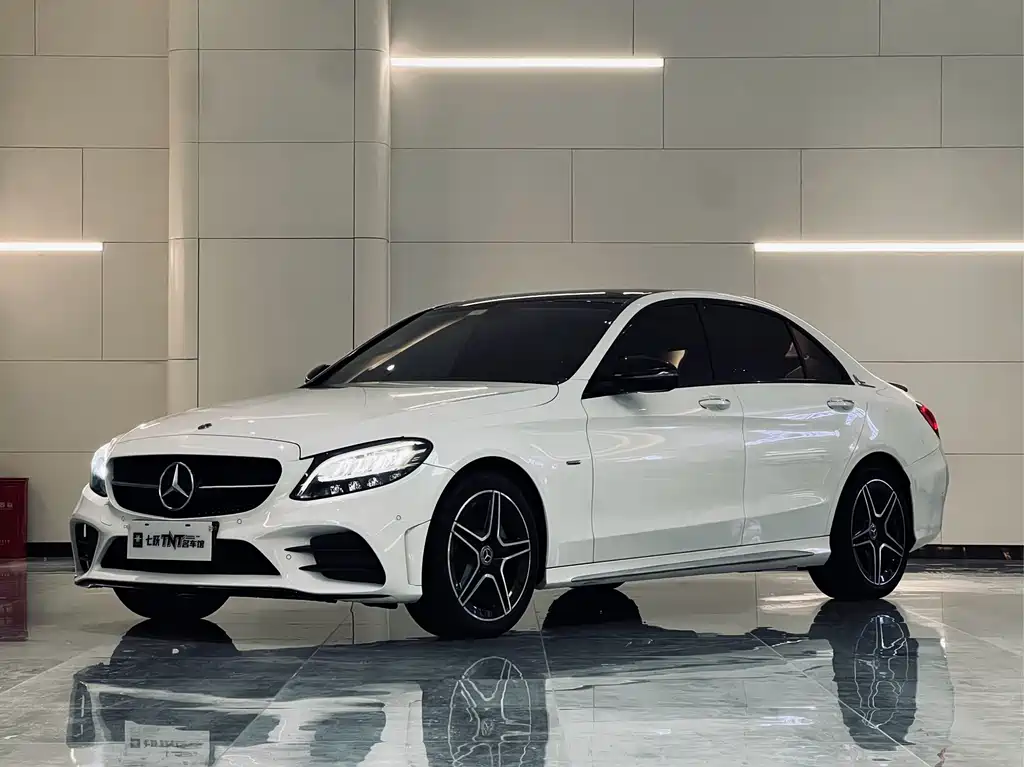 Mercedes-Benz C-Class 2021