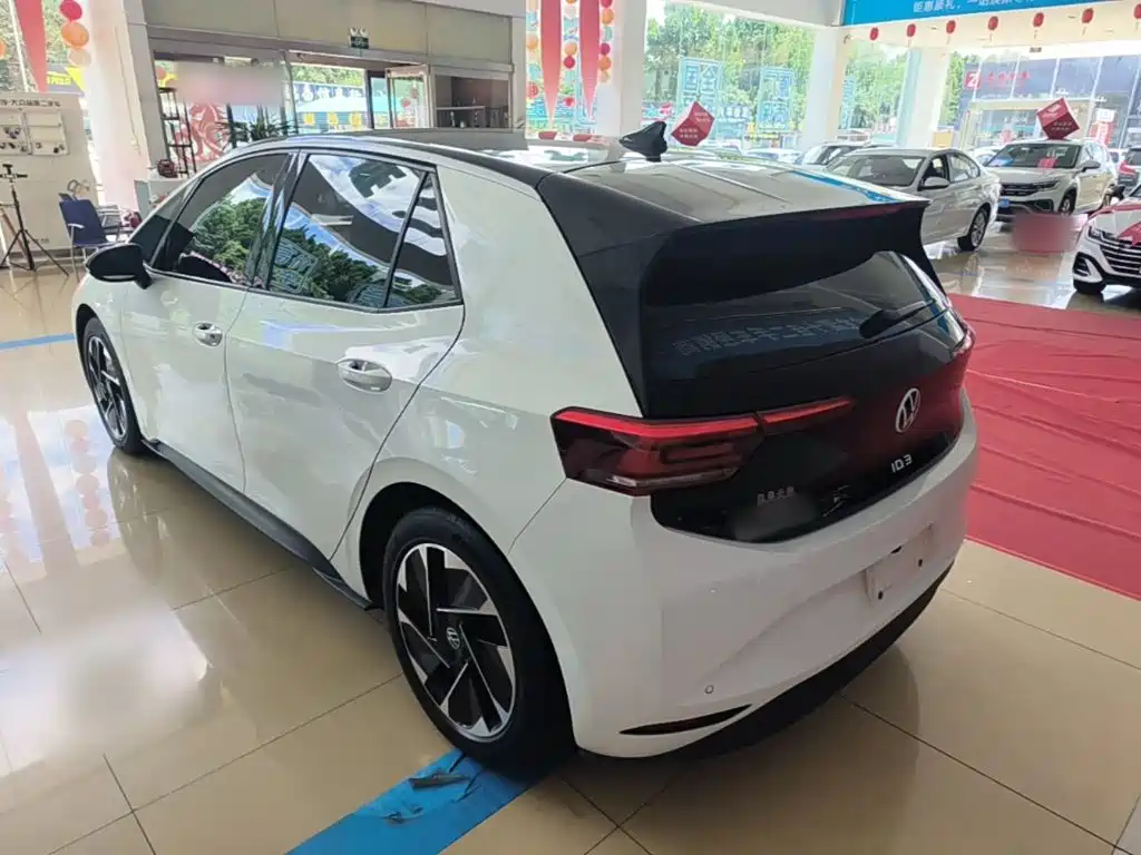 Volkswagen ID.3 — миниатюра 5