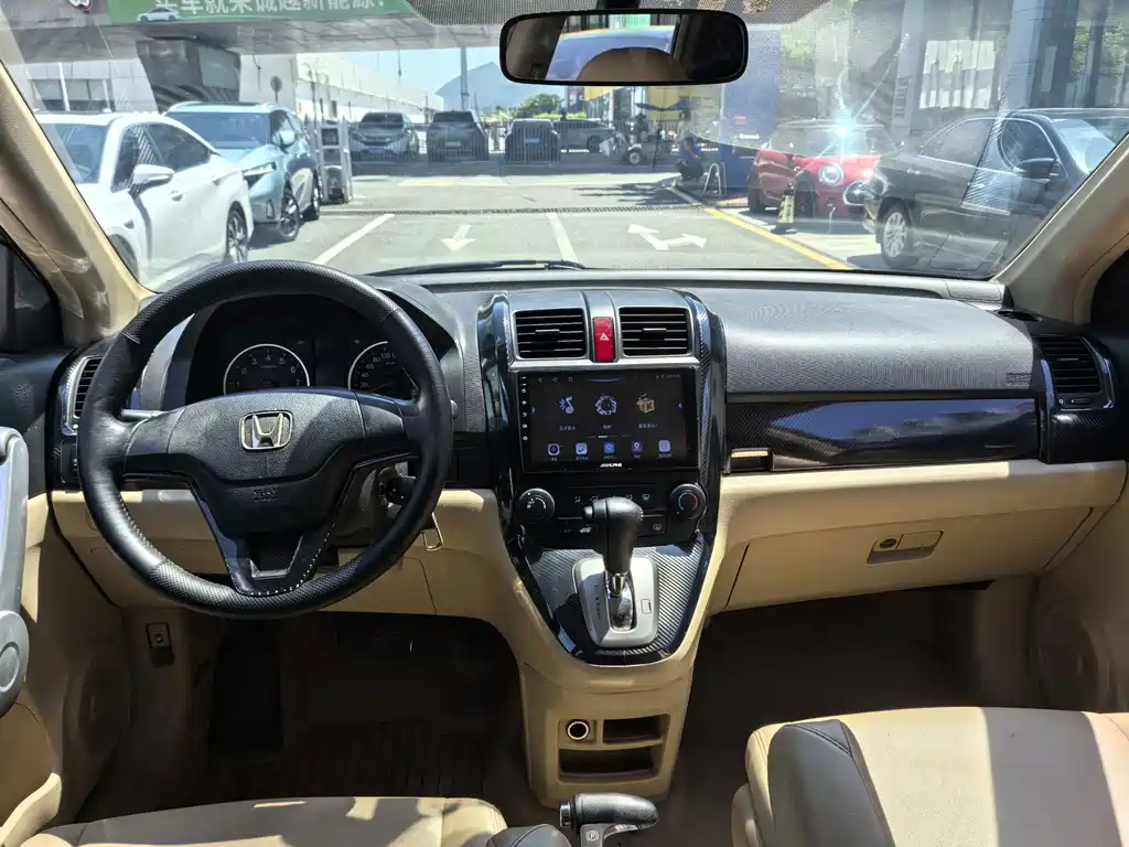 Honda CR-V — миниатюра 9