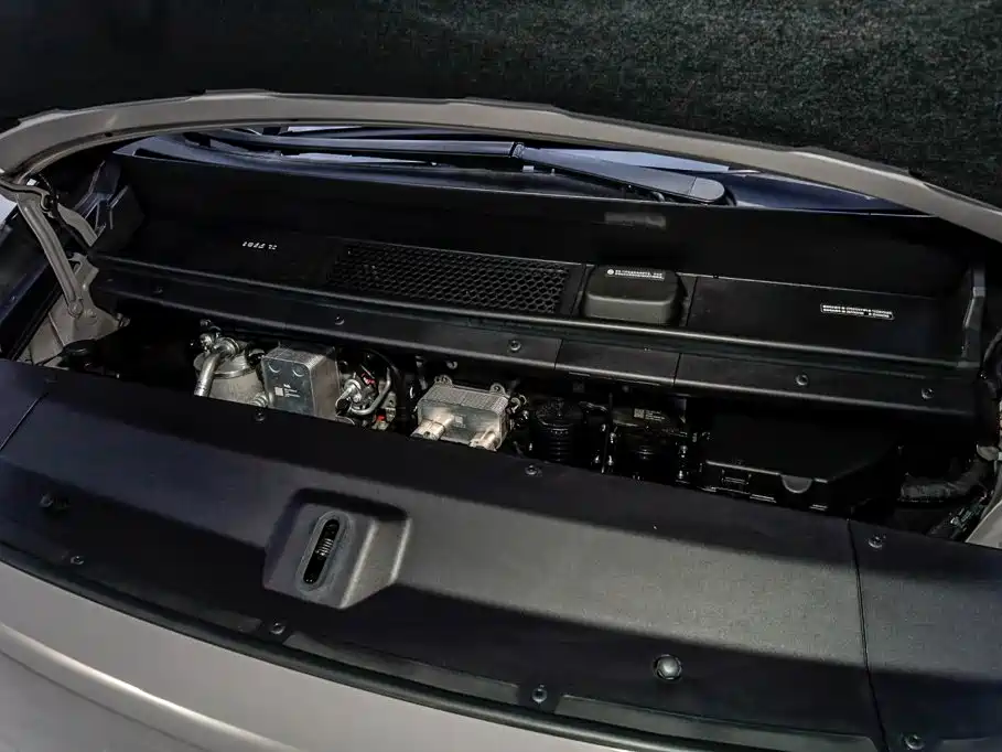 Li Auto Li MEGA — миниатюра 37