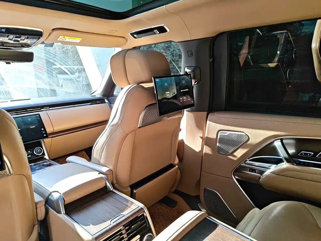 Land Rover Range Rover — миниатюра 10