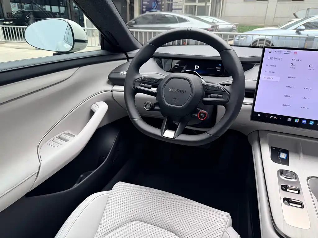 XIAOMI CAR XIAOMI SU7